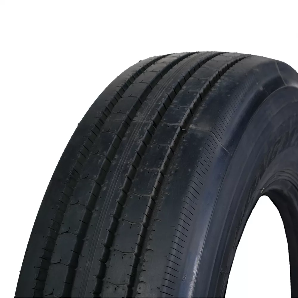 Грузовая шина 295/80 R22,5 Long March LM-216 18PR в Миньярске